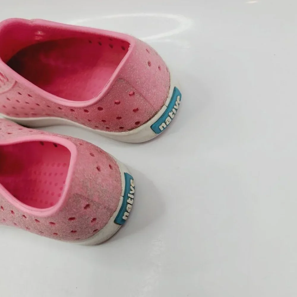 Native Girl's Pink Jefferson Glitter Slip-On Casual Water Sneaker Size‎ 9